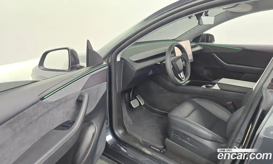 Tesla Model Y 2025 0.2 автомат (гидро), фото 10 Tesla Model Y 2025 0.2 автомат (гидро), фото 10