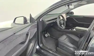 Tesla Model Y 2025 0.2 автомат (гидро), миниатюра 10 Tesla Model Y 2025 0.2 автомат (гидро), миниатюра 10
