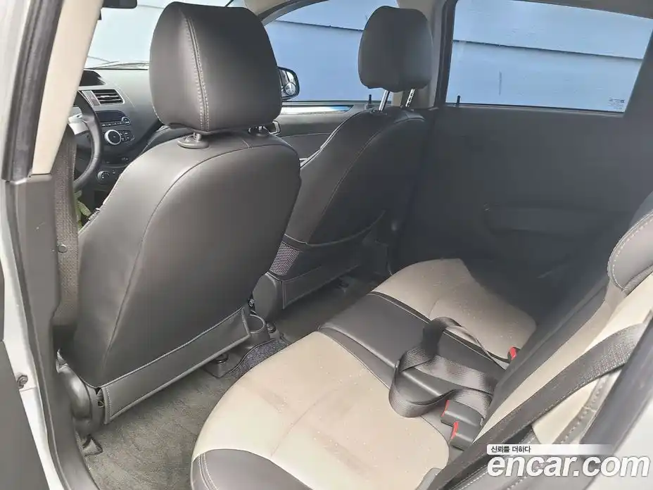 Chevrolet Matiz 2011 1.0 автомат (гидро), фото 16