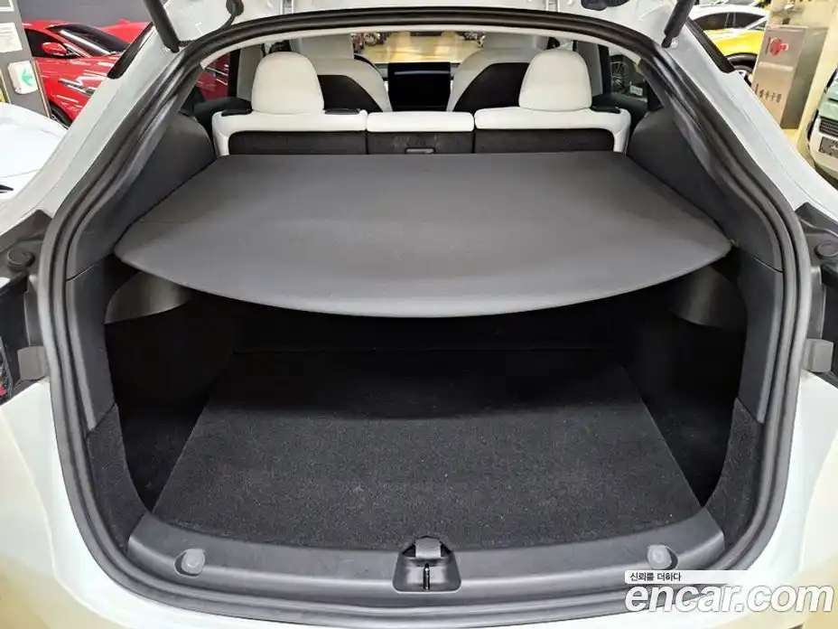 Tesla Model Y 2023 0.2 автомат (гидро), фото 14 Tesla Model Y 2023 0.2 автомат (гидро), фото 14