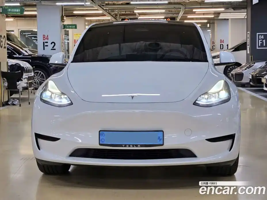 Tesla Model Y 2023 0.2 автомат (гидро), фото 3 Tesla Model Y 2023 0.2 автомат (гидро), фото 3