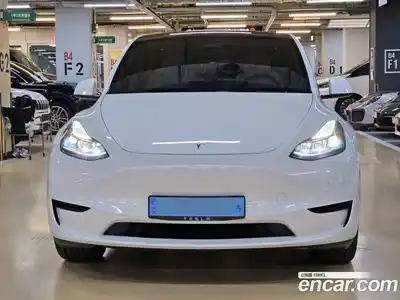 Tesla Model Y 2023 0.2 автомат (гидро), миниатюра 3 Tesla Model Y 2023 0.2 автомат (гидро), миниатюра 3