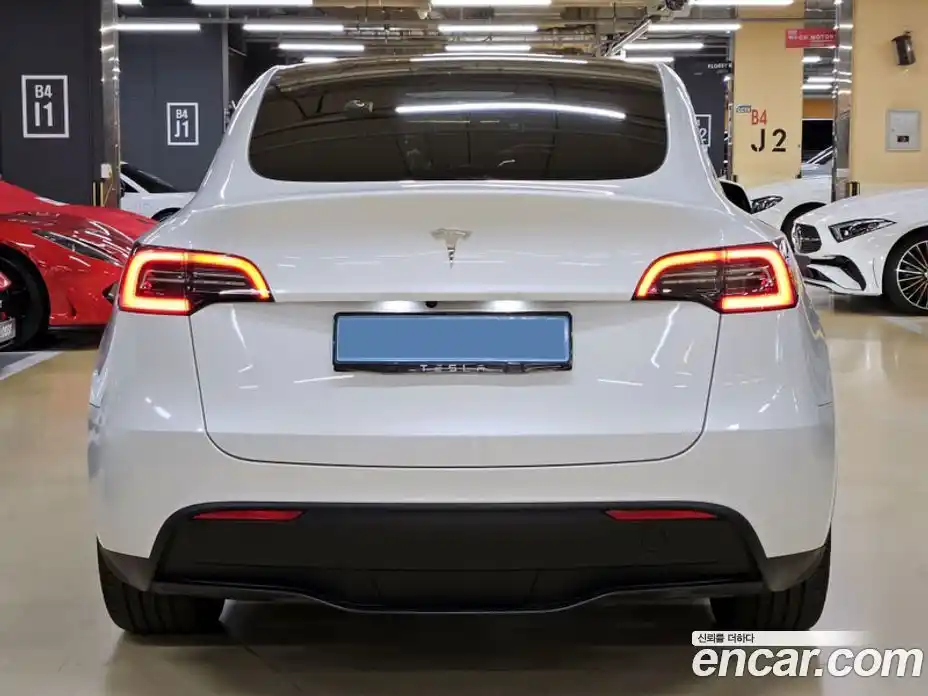 Tesla Model Y 2023 0.2 автомат (гидро), фото 4 Tesla Model Y 2023 0.2 автомат (гидро), фото 4