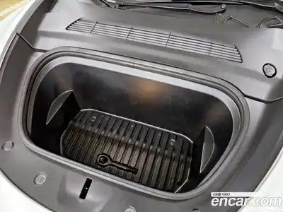 Tesla Model Y 2023 0.2 автомат (гидро), миниатюра 6 Tesla Model Y 2023 0.2 автомат (гидро), миниатюра 6