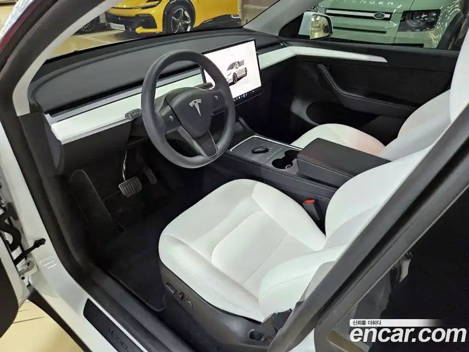 Tesla Model Y 2023 0.2 автомат (гидро), фото 7 Tesla Model Y 2023 0.2 автомат (гидро), фото 7