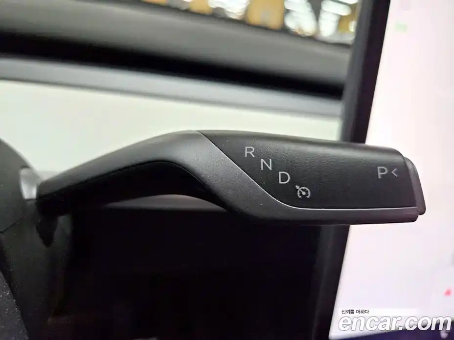 Tesla Model Y 2023 0.2 автомат (гидро), фото 9 Tesla Model Y 2023 0.2 автомат (гидро), фото 9