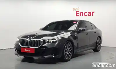 BMW 5 серия, 2025, 5 053 км