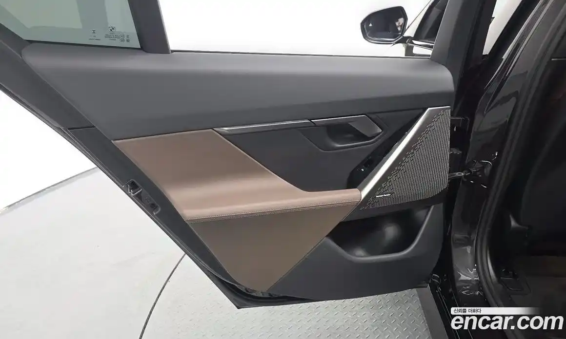 BMW 5 серия 2025 2.0 автомат (гидро), фото 15