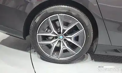 BMW 5 серия 2025 2.0 автомат (гидро), миниатюра 5