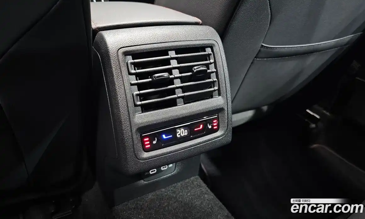 Volkswagen Golf 2024 2.0 автомат (гидро), фото 24