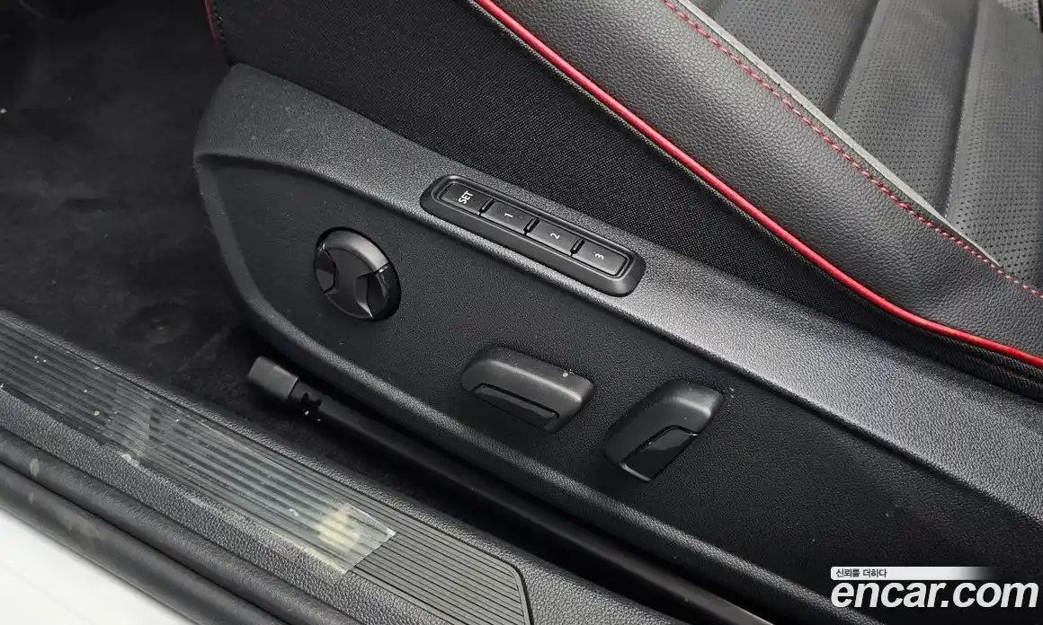 Volkswagen Golf 2024 2.0 автомат (гидро), фото 29