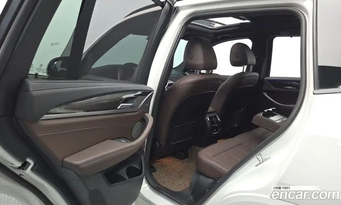 BMW X3 2022 3.0 автомат (гидро), фото 15