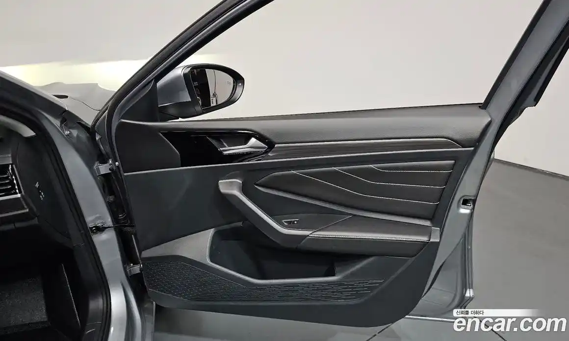 Volkswagen Jetta 2023 1.5 автомат (гидро), фото 14