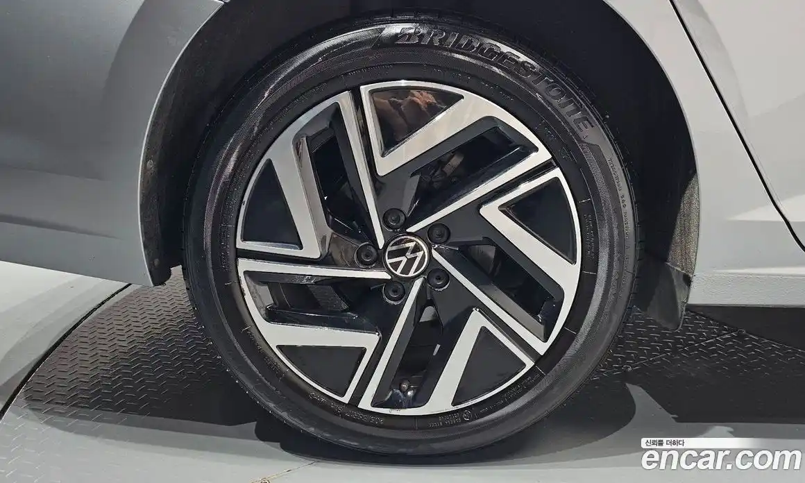 Volkswagen Jetta 2023 1.5 автомат (гидро), фото 7
