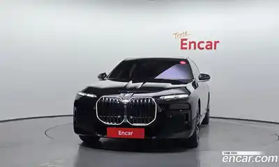 BMW i7 2025 0.3 автомат (гидро), миниатюра 3