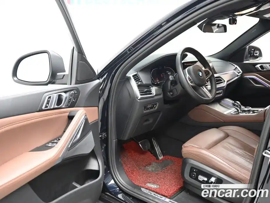 BMW X6 2022 3.0 автомат (гидро), фото 11