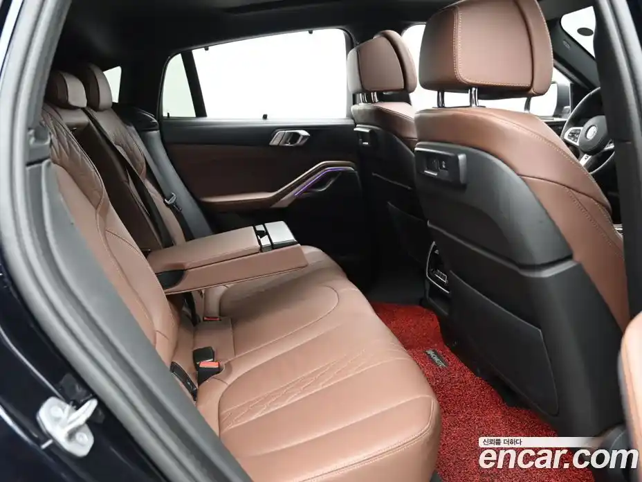 BMW X6 2022 3.0 автомат (гидро), фото 12