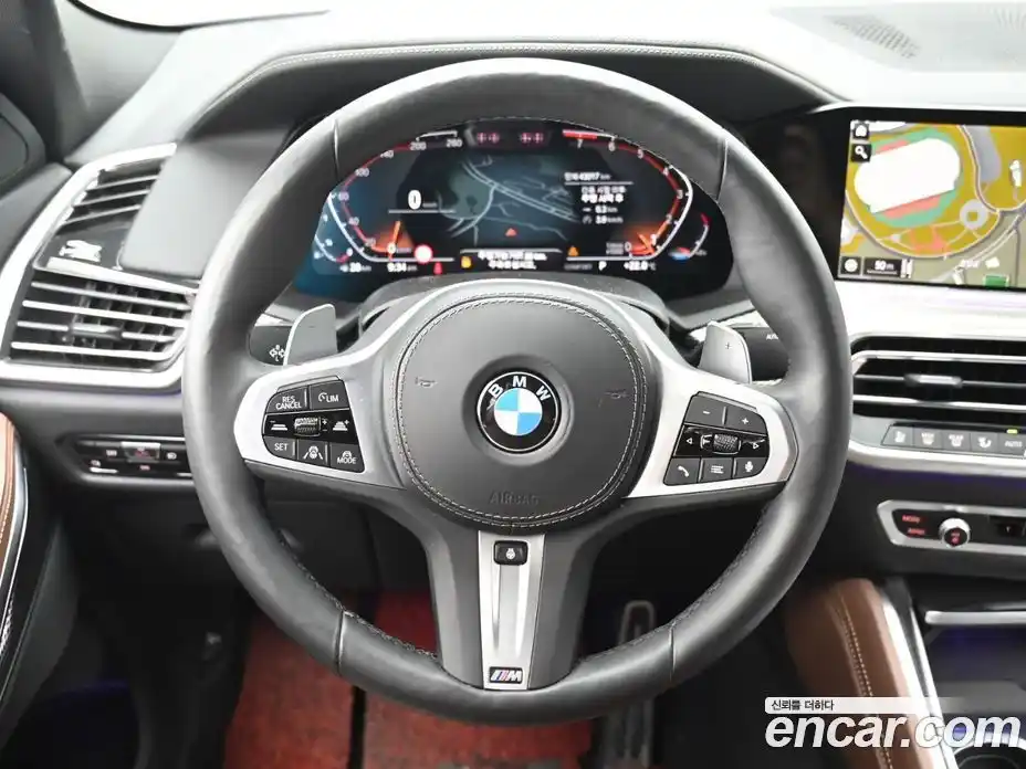 BMW X6 2022 3.0 автомат (гидро), фото 13