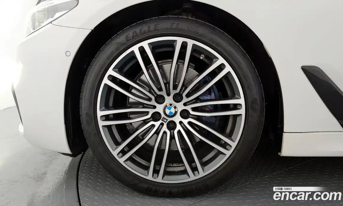 BMW 5 серия 2020 2.0 автомат (гидро), фото 5