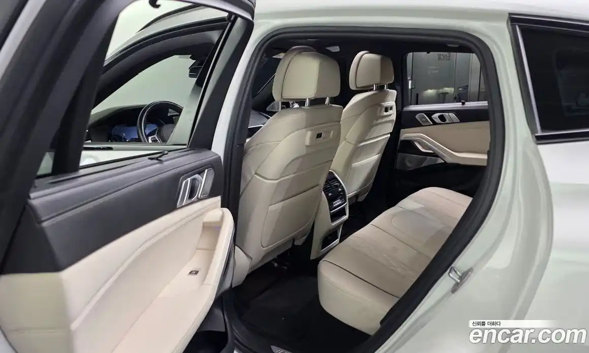 BMW X6 2021 3.0 автомат (гидро), фото 16