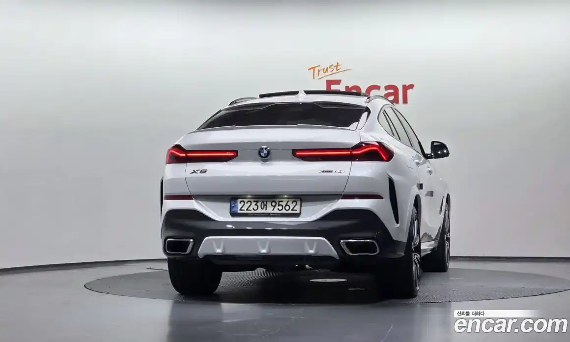BMW X6 2021 3.0 автомат (гидро), фото 4