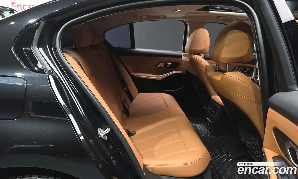 BMW 3 серия 2023 2.0 автомат (гидро), фото 17