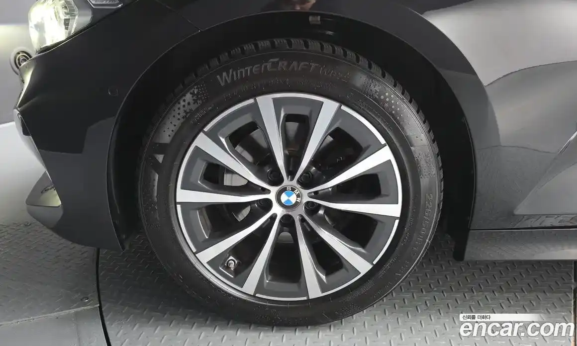 BMW 3 серия 2023 2.0 автомат (гидро), фото 4