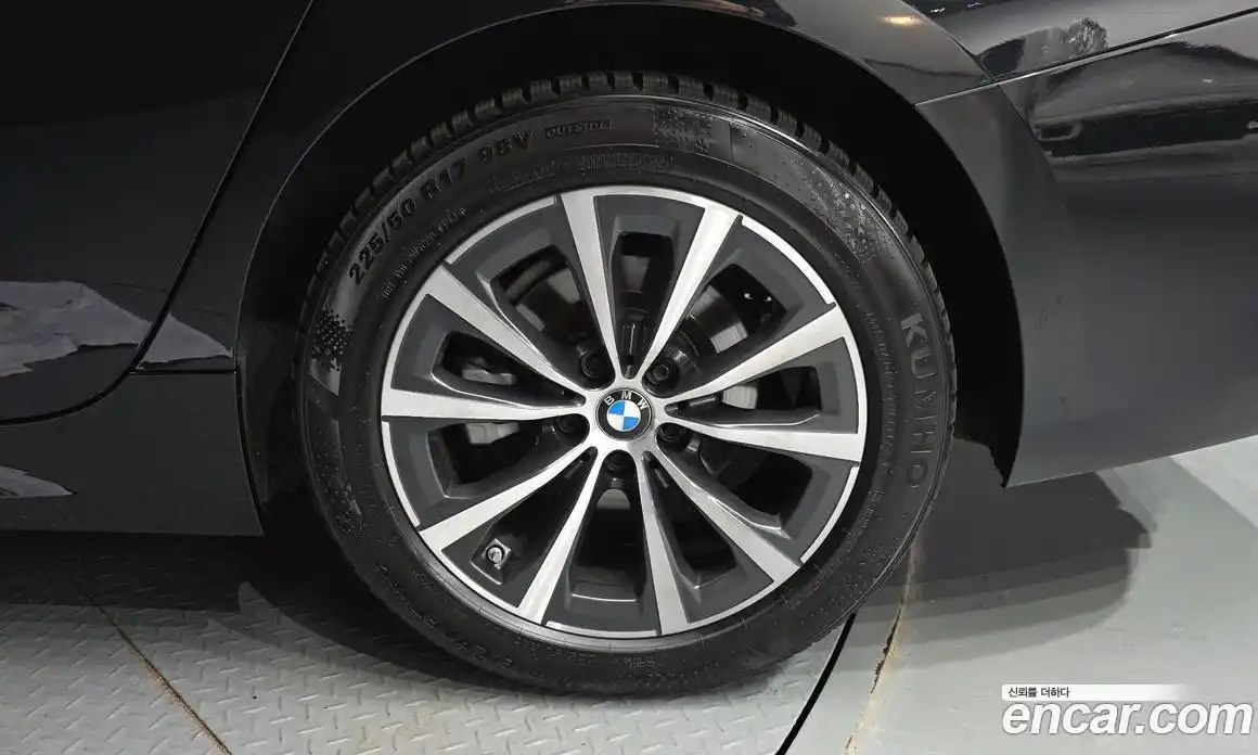 BMW 3 серия 2023 2.0 автомат (гидро), фото 6