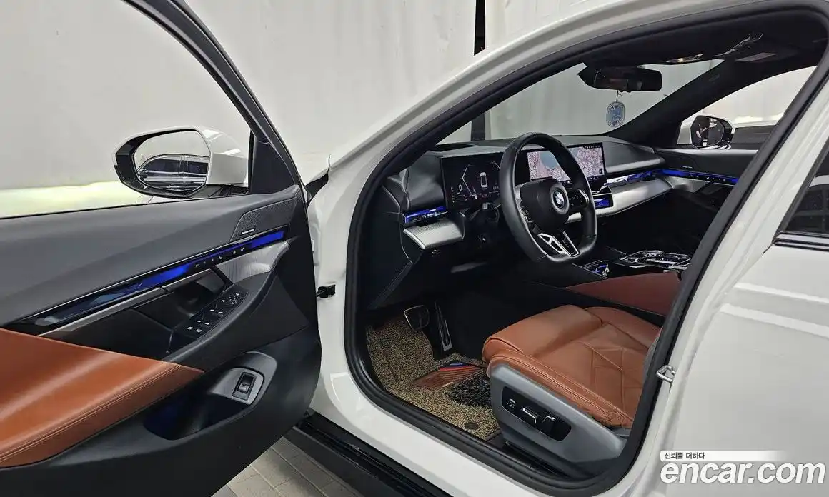 BMW 5 серия 2024 2.0 автомат (гидро), фото 13