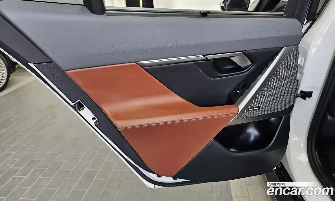 BMW 5 серия 2024 2.0 автомат (гидро), фото 15