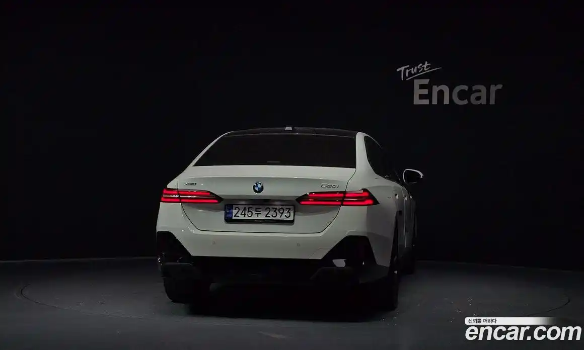 BMW 5 серия 2024 2.0 автомат (гидро), фото 4