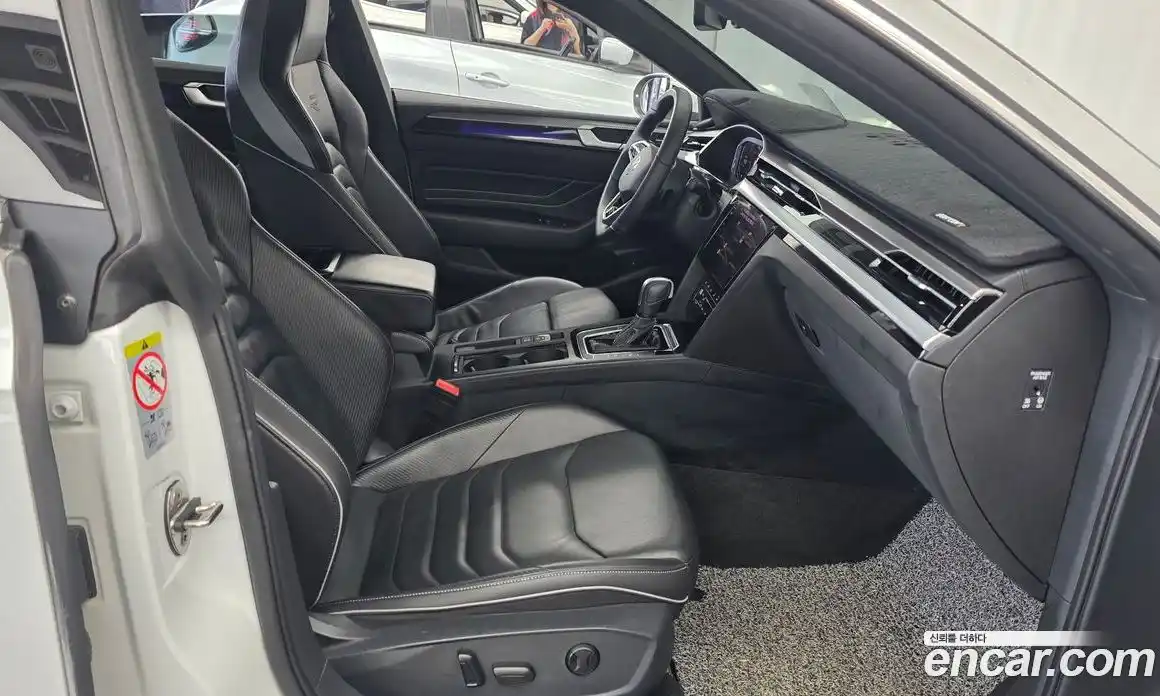 Volkswagen Arteon 2022 2.0 автомат (гидро), фото 16