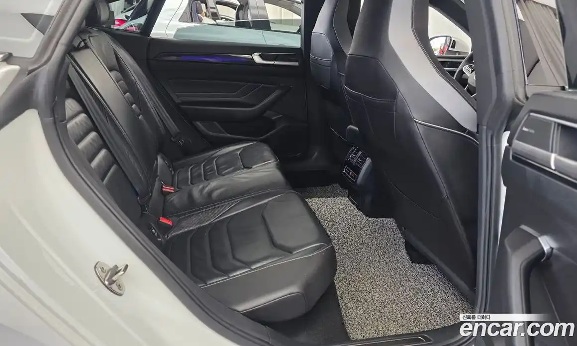 Volkswagen Arteon 2022 2.0 автомат (гидро), фото 17