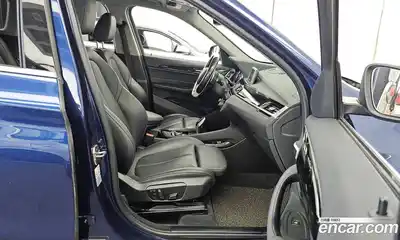 BMW X1 2019 2.0 автомат (гидро), миниатюра 11