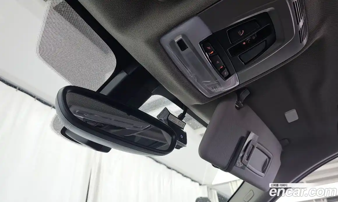 BMW X1 2019 2.0 автомат (гидро), фото 17