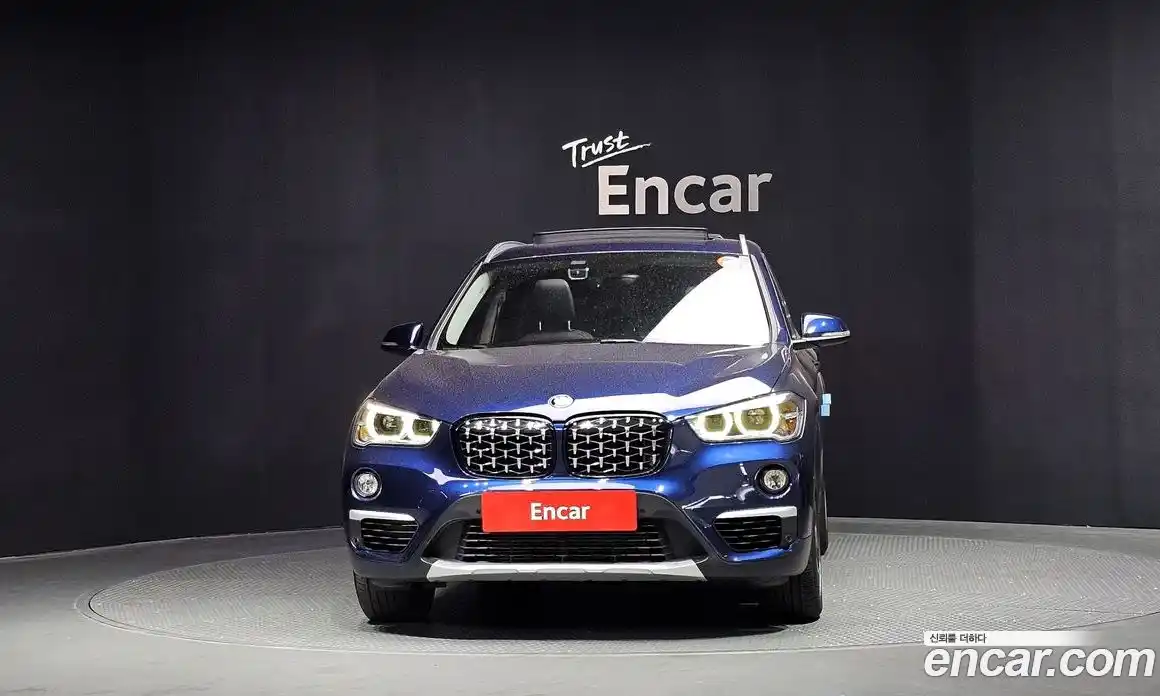 BMW X1 2019 2.0 автомат (гидро), фото 3