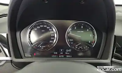 BMW X1 2019 2.0 автомат (гидро), миниатюра 8