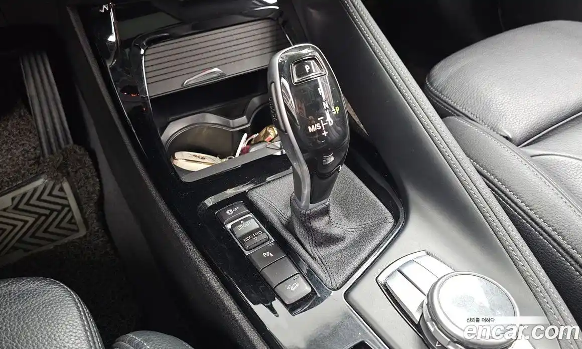 BMW X1 2019 2.0 автомат (гидро), фото 9