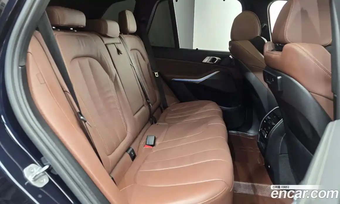 BMW X5 2022 3.0 автомат (гидро), фото 17