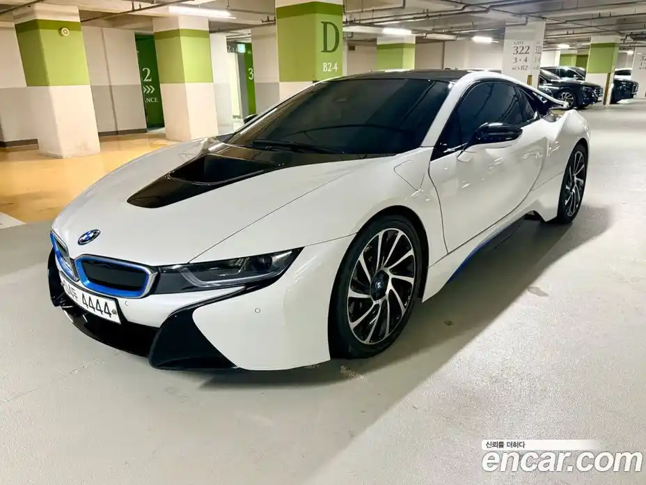 BMW i8 2016 1.5 автомат (гидро), фото 11
