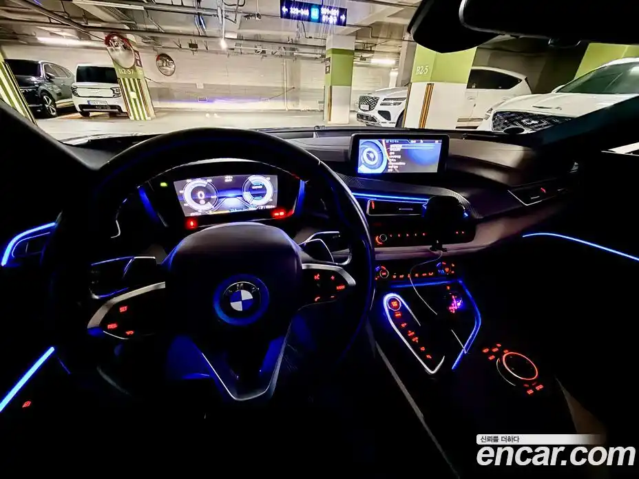 BMW i8 2016 1.5 автомат (гидро), фото 9