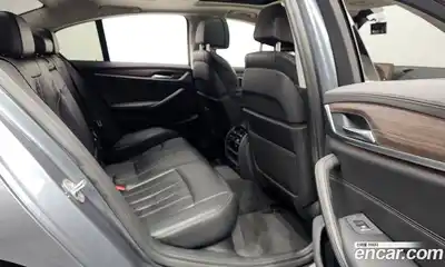 BMW 5 серия 2018 2.0 автомат (гидро), миниатюра 12