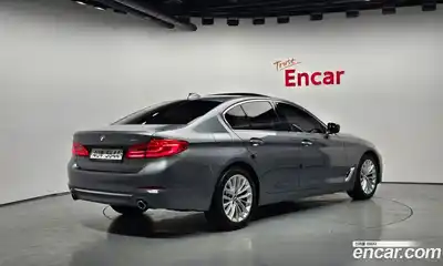 BMW 5 серия 2018 2.0 автомат (гидро), миниатюра 2