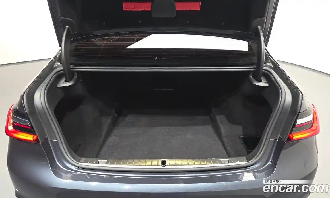 BMW 7 серия 2019 3.0 автомат (гидро), фото 26