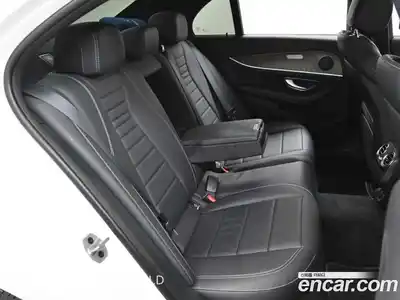 Mercedes-Benz E-Class 2020 2.0 автомат (гидро), миниатюра 12