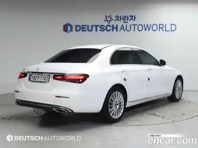 Mercedes-Benz E-Class 2020 2.0 автомат (гидро), миниатюра 2