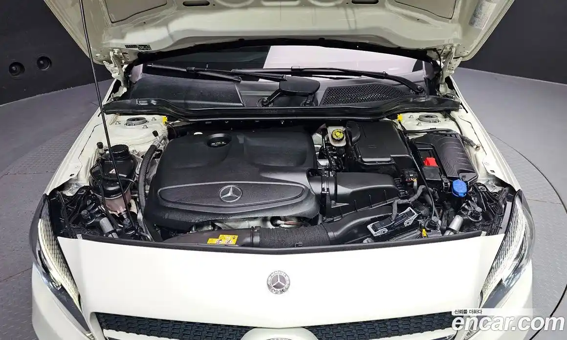 Mercedes-Benz A-Class 2018 1.6 гидро, фото 6 Mercedes-Benz A-Class 2018 1.6 гидро, фото 6