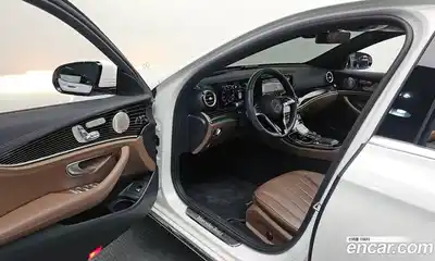Mercedes-Benz E-Class 2022 3.0 автомат (гидро), миниатюра 12