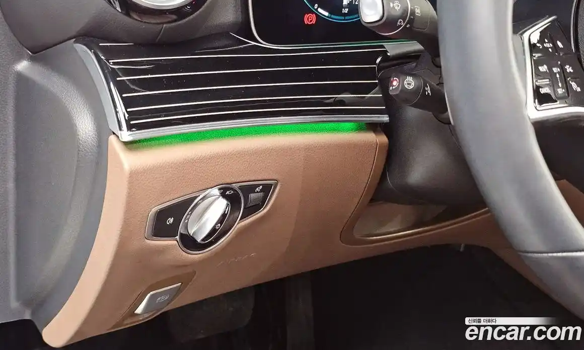 Mercedes-Benz E-Class 2022 3.0 автомат (гидро), фото 21
