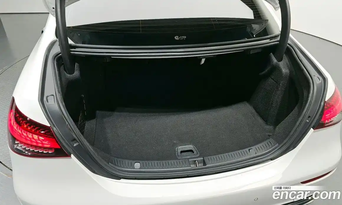 Mercedes-Benz E-Class 2022 3.0 автомат (гидро), фото 29